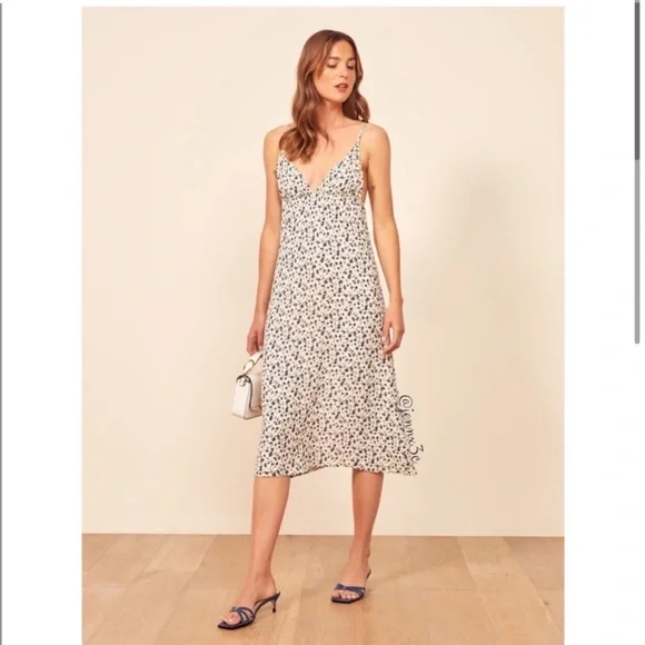 Reformation Toni dress, Mykonos - Picture 2 of 6